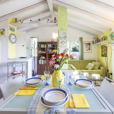 Graziella By Interhome インペリア